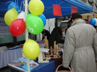 Herbstmarkt für die Menschen in Ostafrika