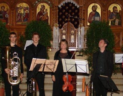 Staatsphilharmonie und Musikschulen spielten für Ostafrika